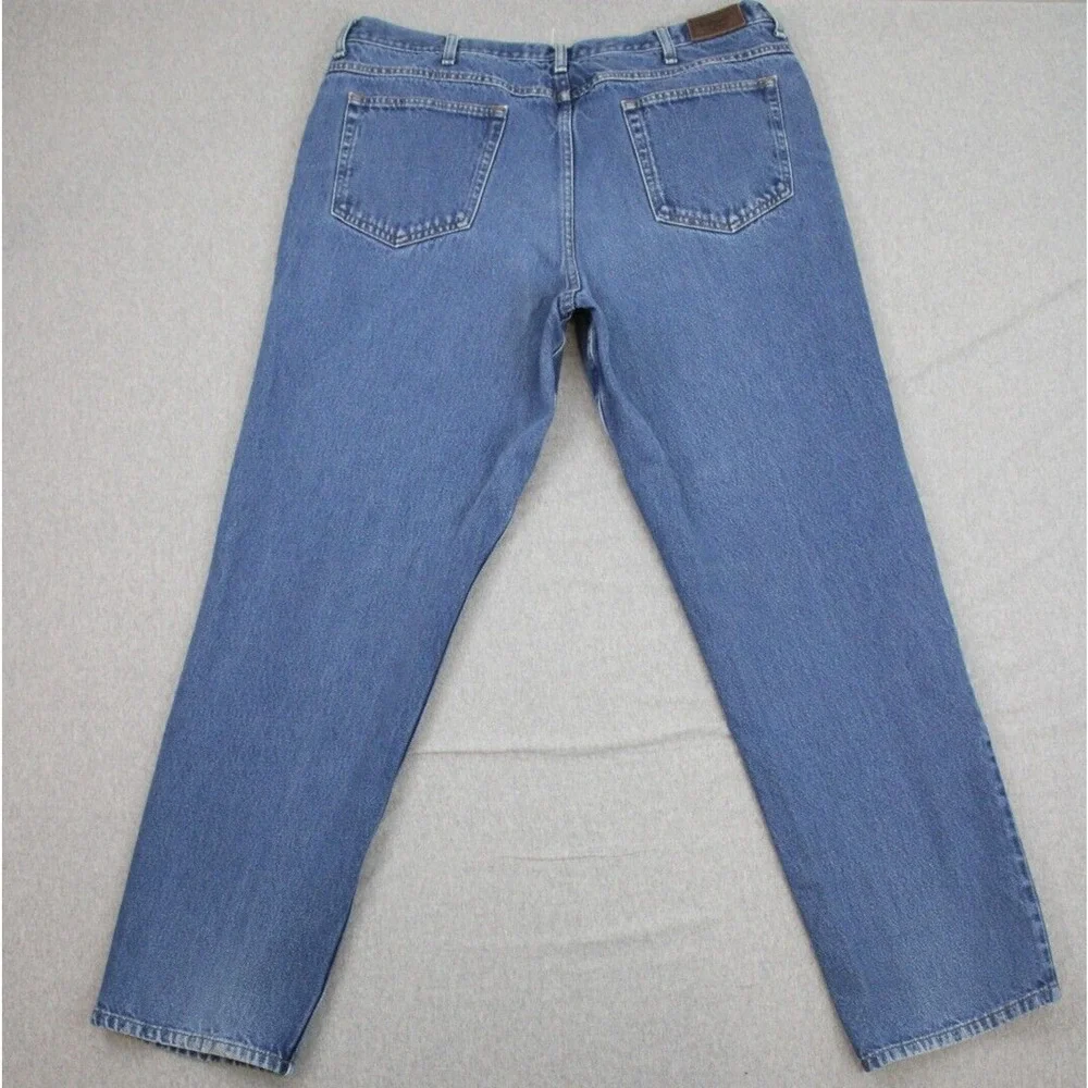 LL Bean Jeans Mens 42 X 34 Blue 100% Cotton Classic Fit Straight Leg